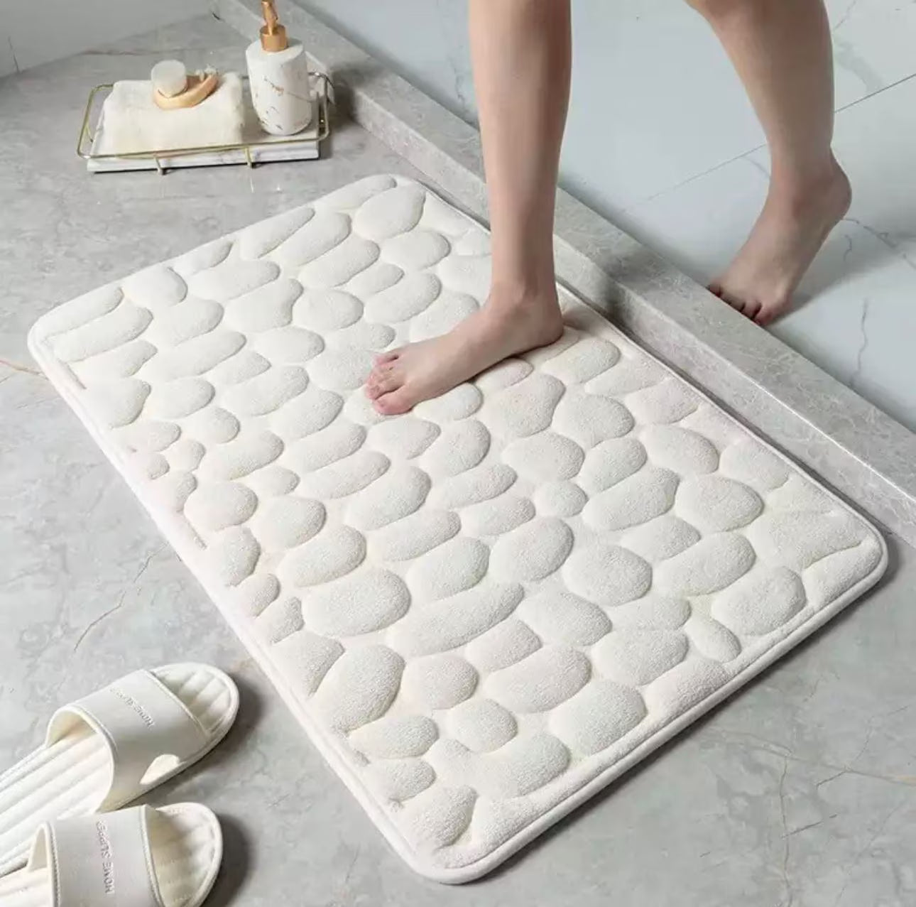 White Color Stone Shape Microfiber Bathroom Door Mat